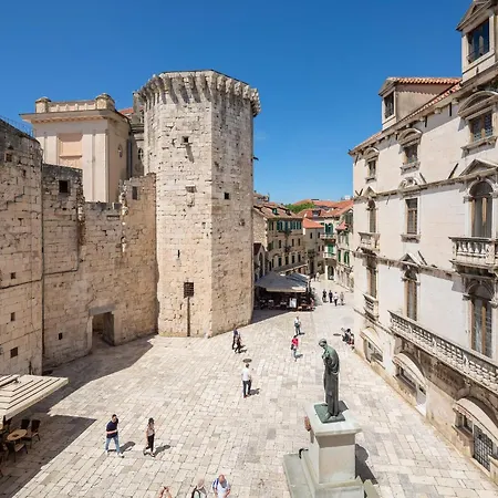 Diocletian's Gem - Zf Center 公寓