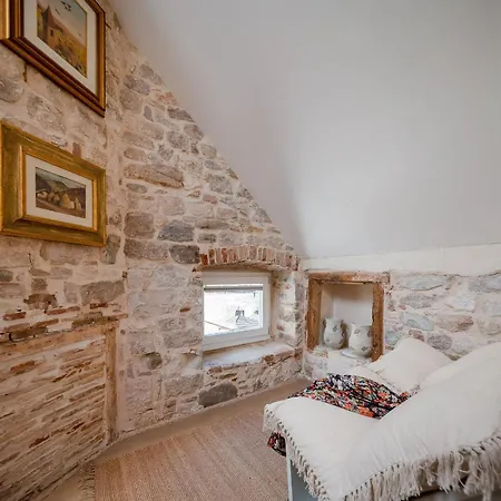 Diocletian's Gem - Zf Center ספליט